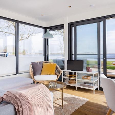Welcome In - Houseboat Agua Dolce Met Tuin, Paviljoenwei 4, Sneek - Offingawier Exterior photo